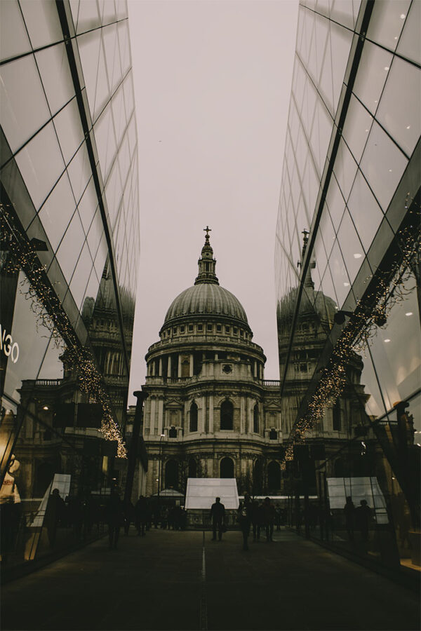 London 600x900